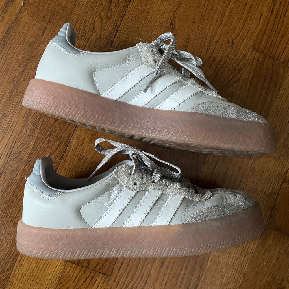Adidas Sambae Platform (White and Gray Size 7.5)